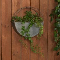 Best deal 🥰 Gerson International 18-Inch Diameter Galvanized Metal Circular Wall Planter, Silver ✨