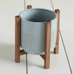 Best Pirce π€© The Lakeside Collection Lakeside Ceramic Planter on Wood Stand - Indoor/Outdoor Decorative Pot π―